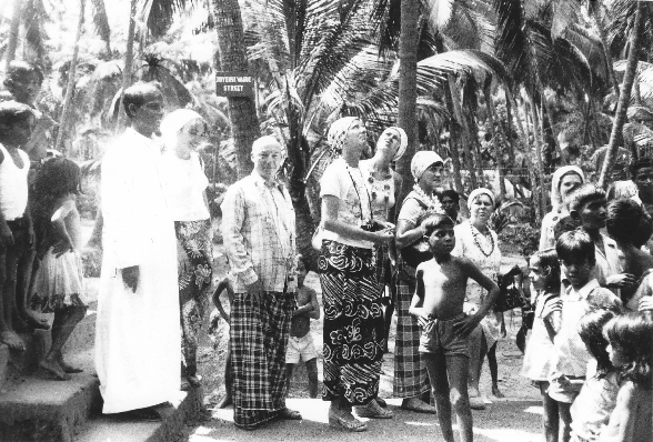 Photo des premiers bénéficiaires et membres de l'association